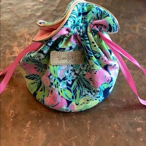 Lilly pulizer drawstring pouch